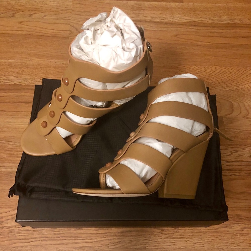 L.A.M.B. By Gwen Stefani Miranda Tan Shoes